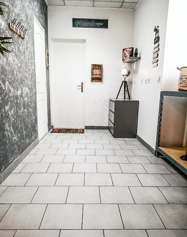 Appartement L'atelier H24,cosy,port,plage,wifi,netflix La Seyne-sur-Mer